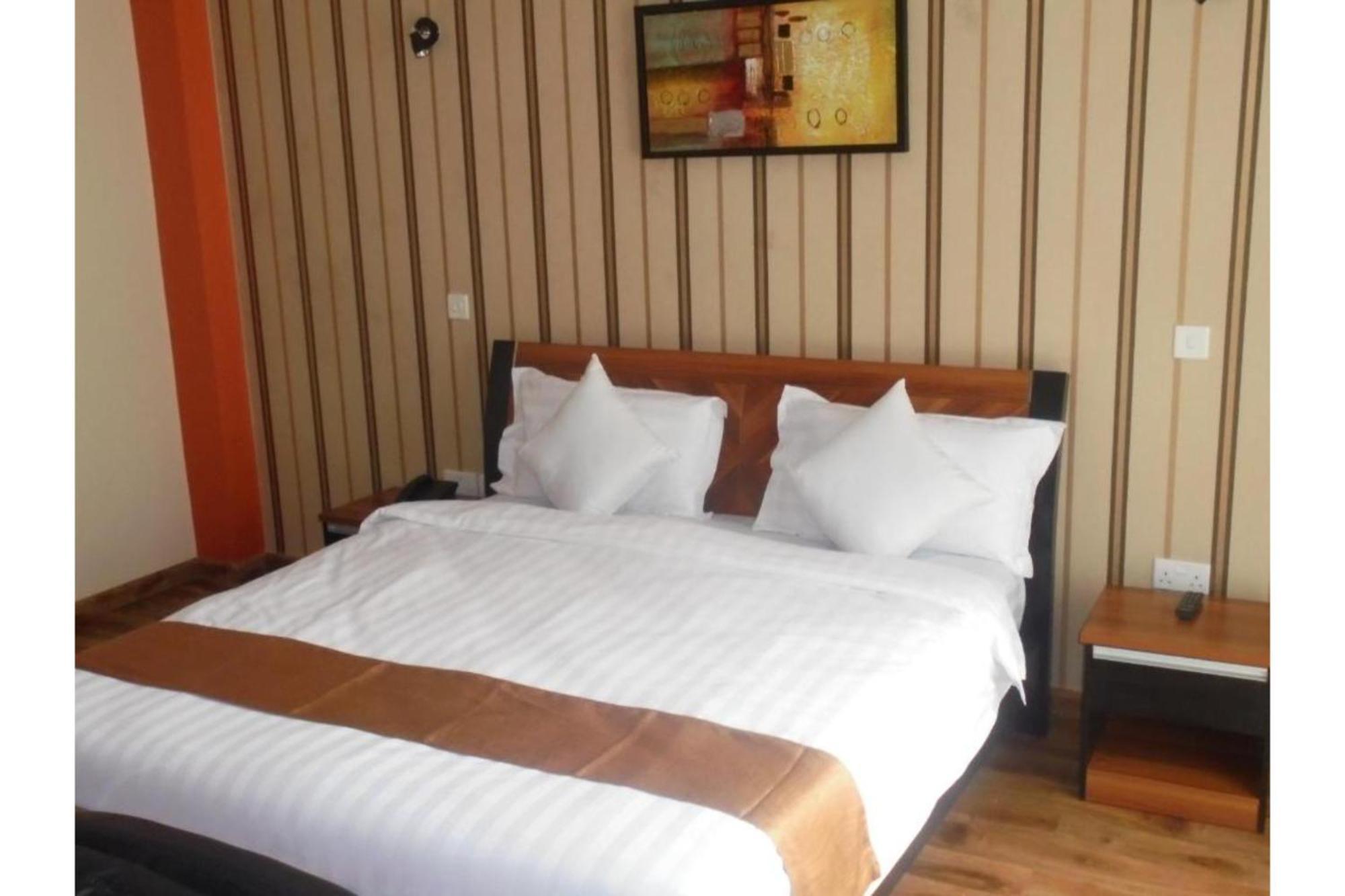 We Hotel & Suites Nairobi Exterior foto